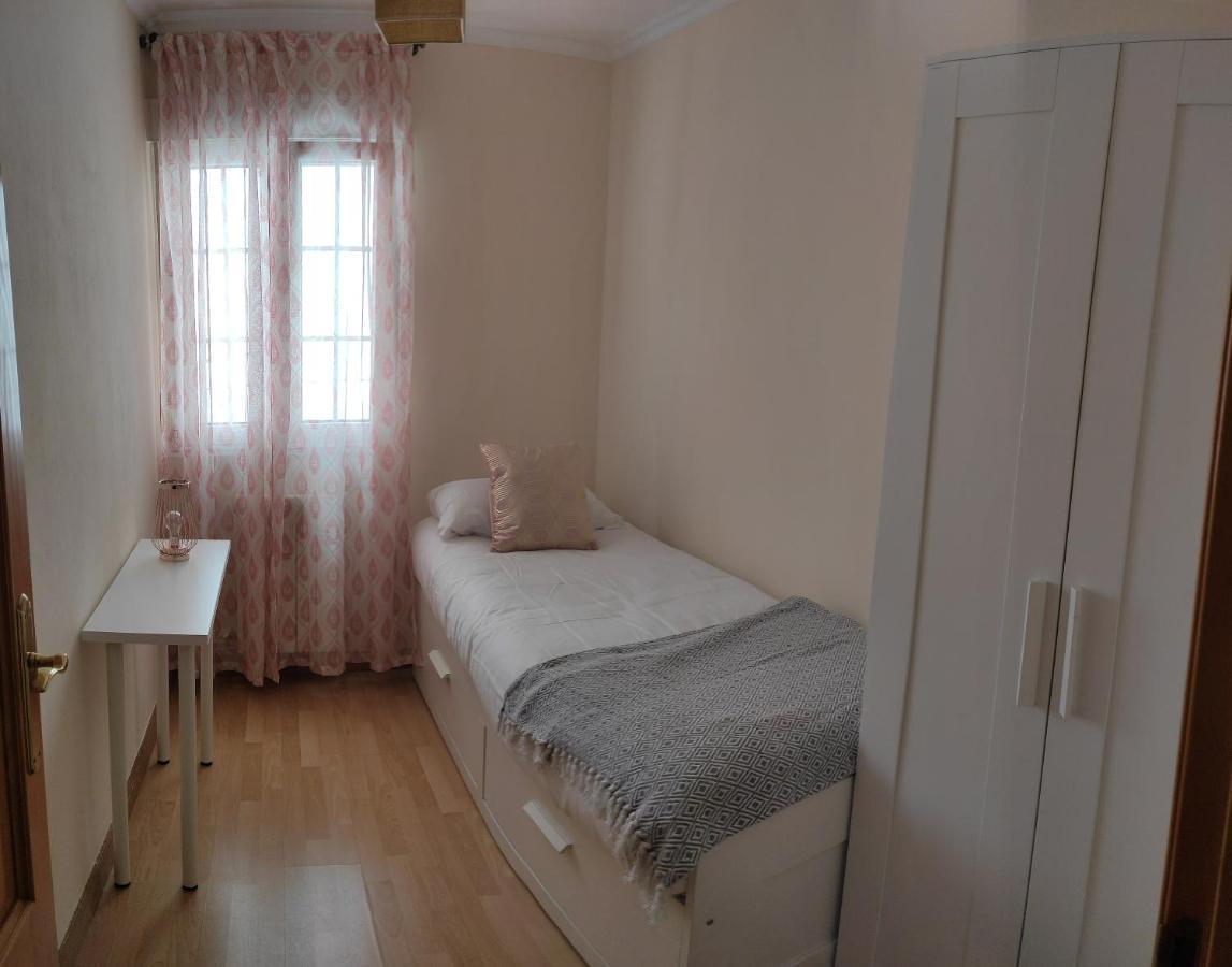 Apartamento De 2 Habitaciones A Un Paso De Begona Хихон Екстериор снимка